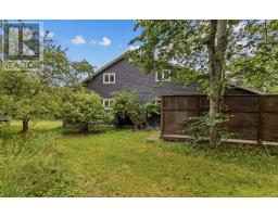 40 Monument Road thumbnail 41