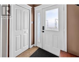86 Hollyberry Drive thumbnail 17
