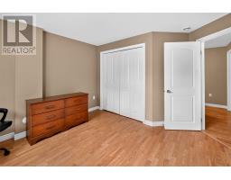 86 Hollyberry Drive thumbnail 30