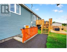 86 Hollyberry Drive thumbnail 39