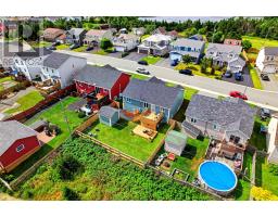 86 Hollyberry Drive thumbnail 6