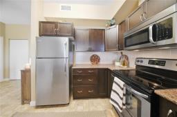 404 100 Creek Bend Road, Winnipeg, MB R2N0G1 Photo 13