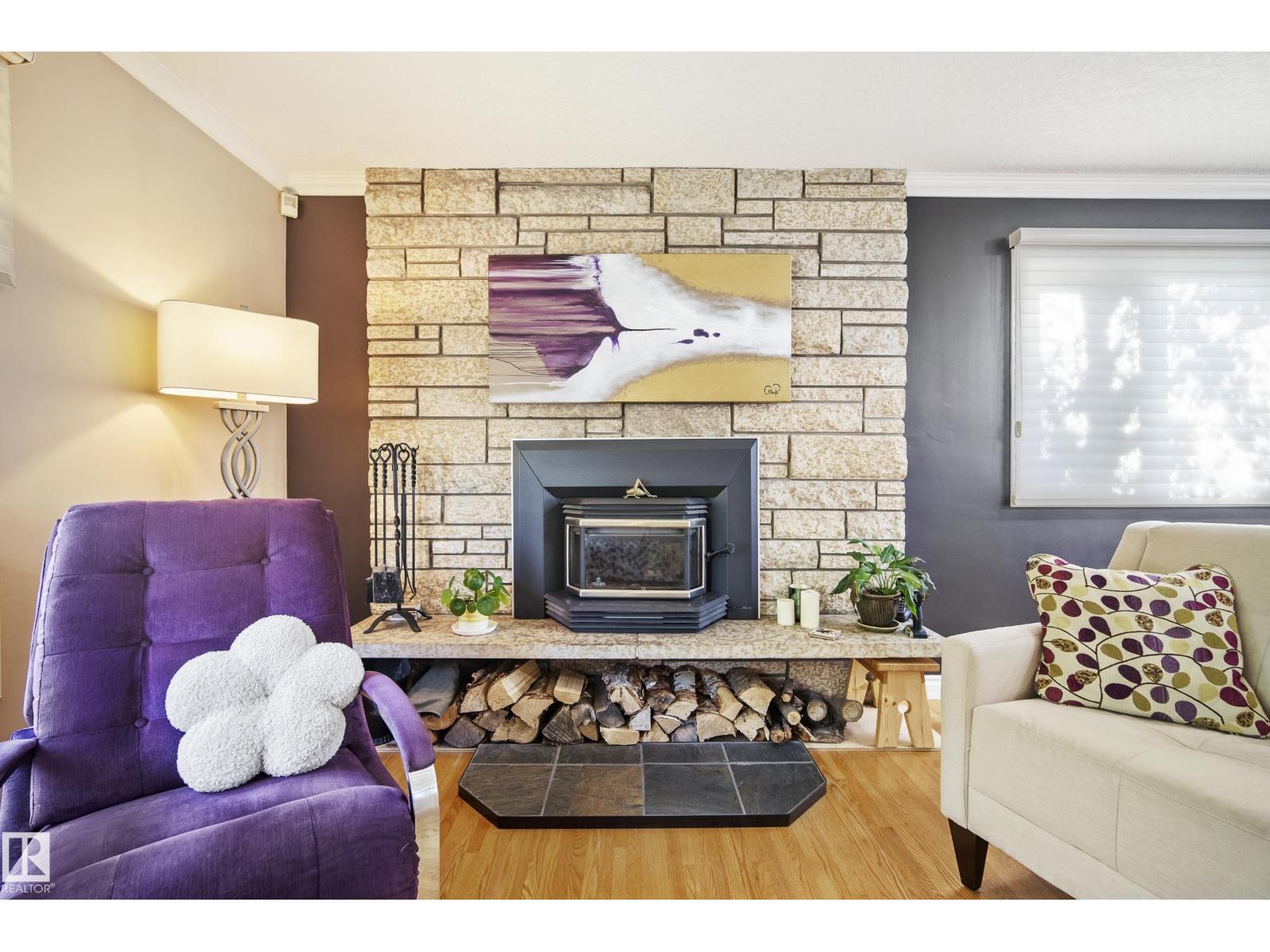 8818 161 ST NW - 12
