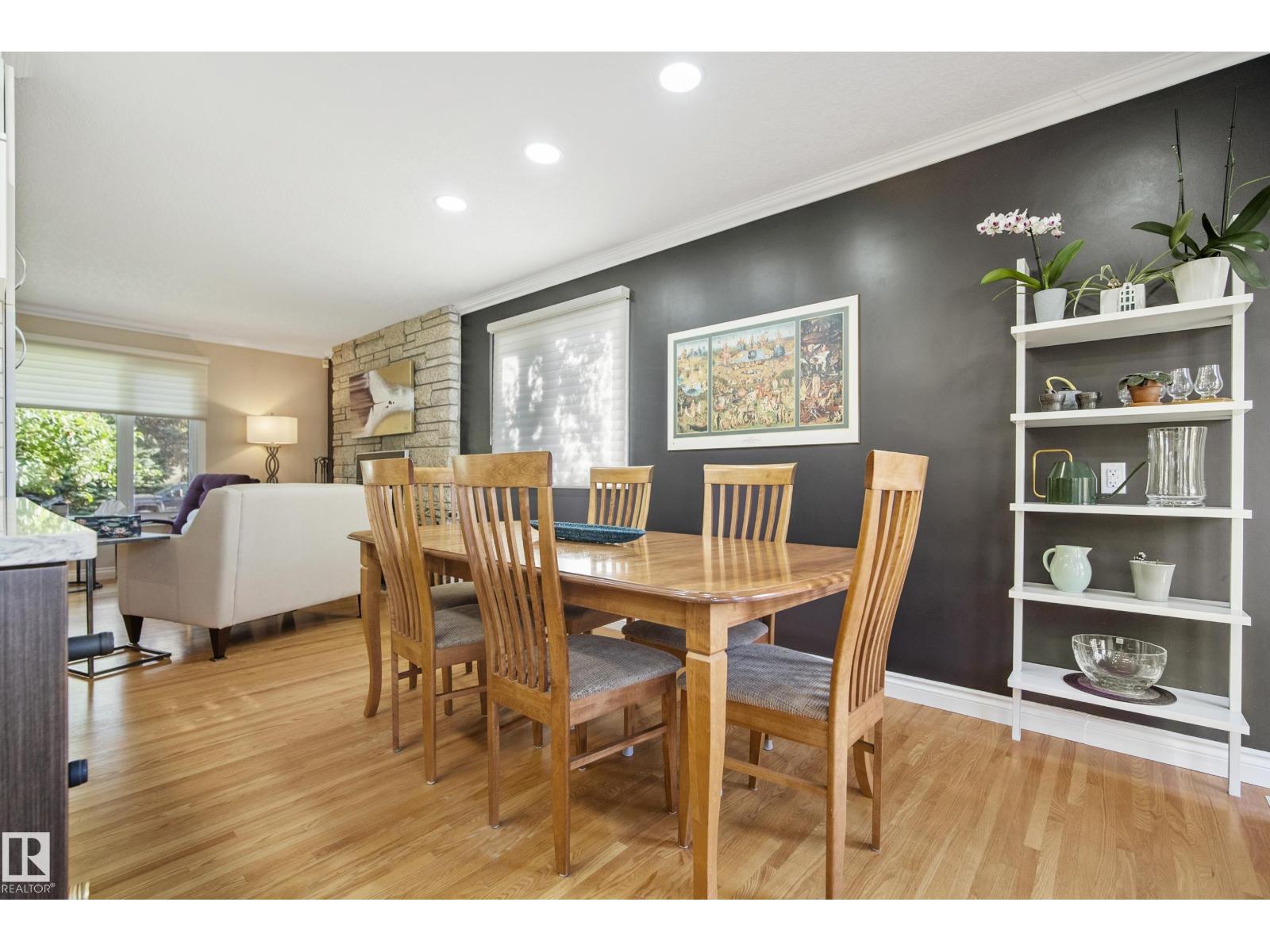 8818 161 ST NW - 15