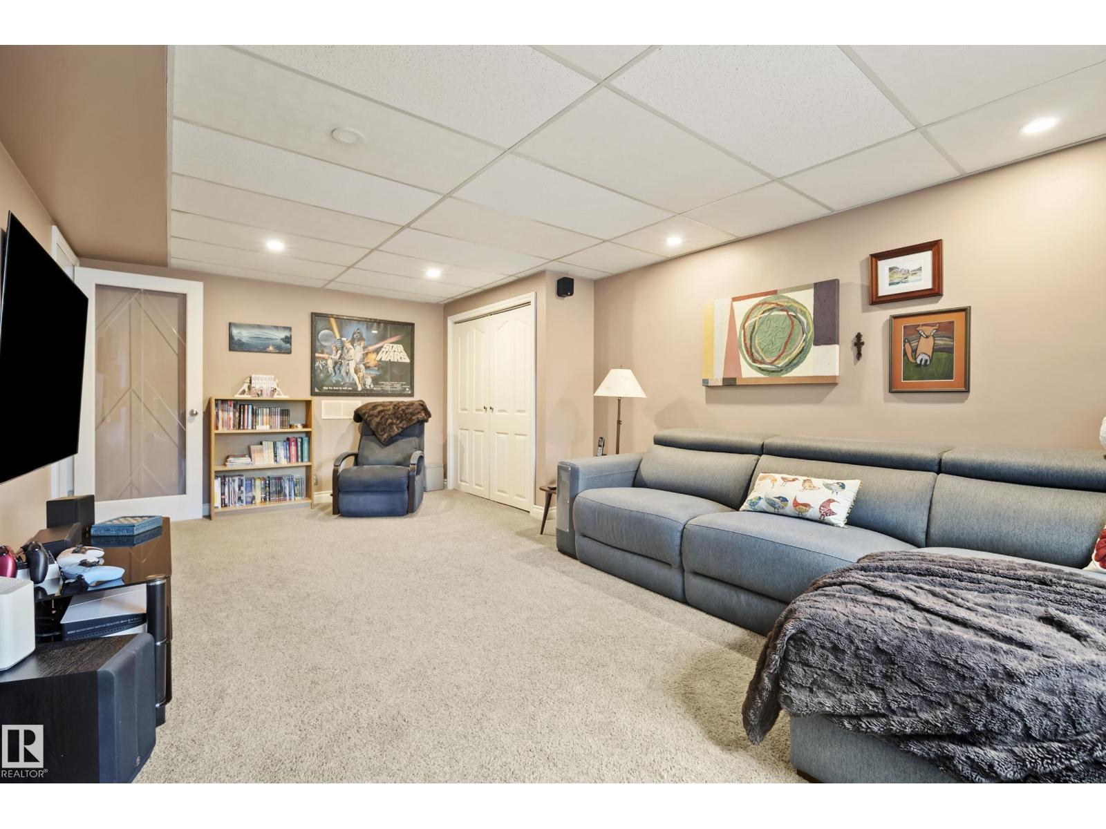 8818 161 ST NW - 17