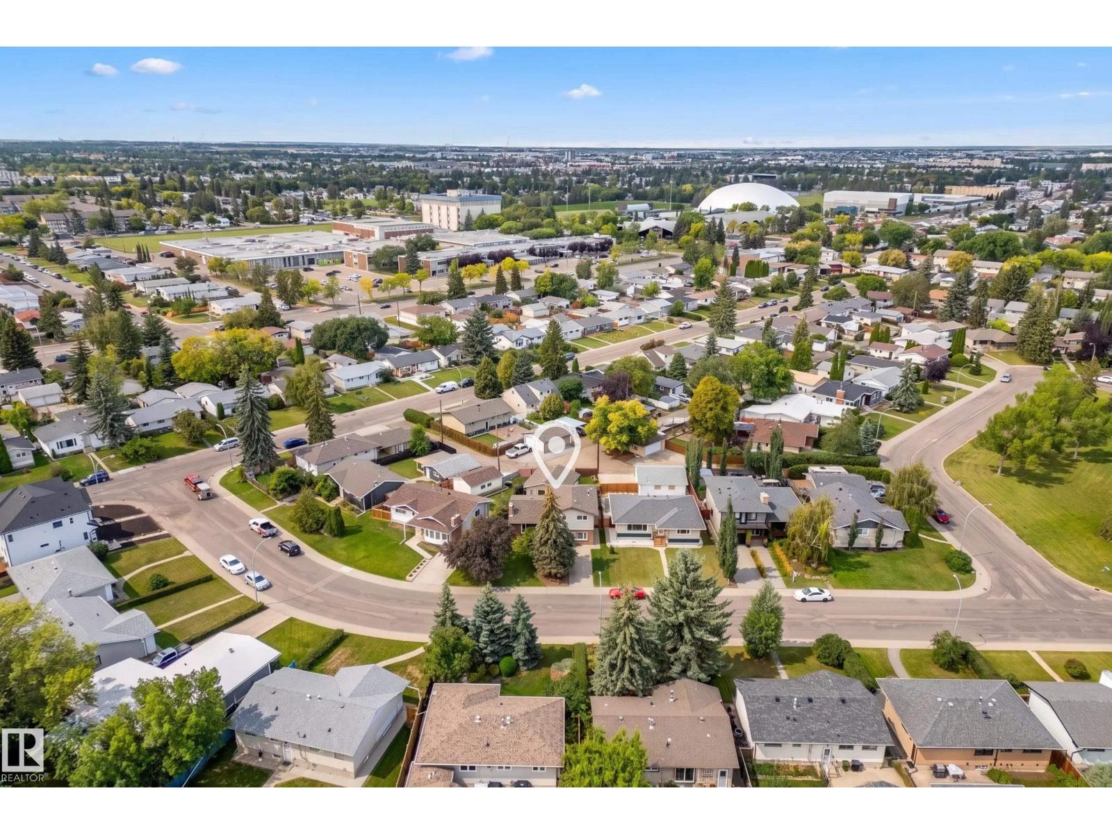 8818 161 ST NW - 45