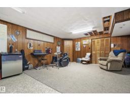 8818 161 St Nw, Edmonton, AB T5R2L2 Photo 36