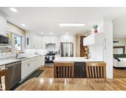 Bedroom 3 - 8818 161 St Nw, Edmonton, AB T5R2L2 Photo 6