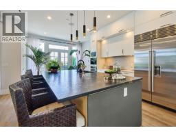 449 E 15th Street, North Vancouver, BC V7L2R9 Photo 8