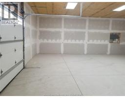 1573 Erie Street East, Windsor, ON N9A4A3 Photo 12