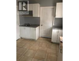 1573 Erie Street East, Windsor, ON N9A4A3 Photo 8