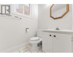 19 Amberwood Crescent, Ottawa, ON K2E7B7 Photo 19