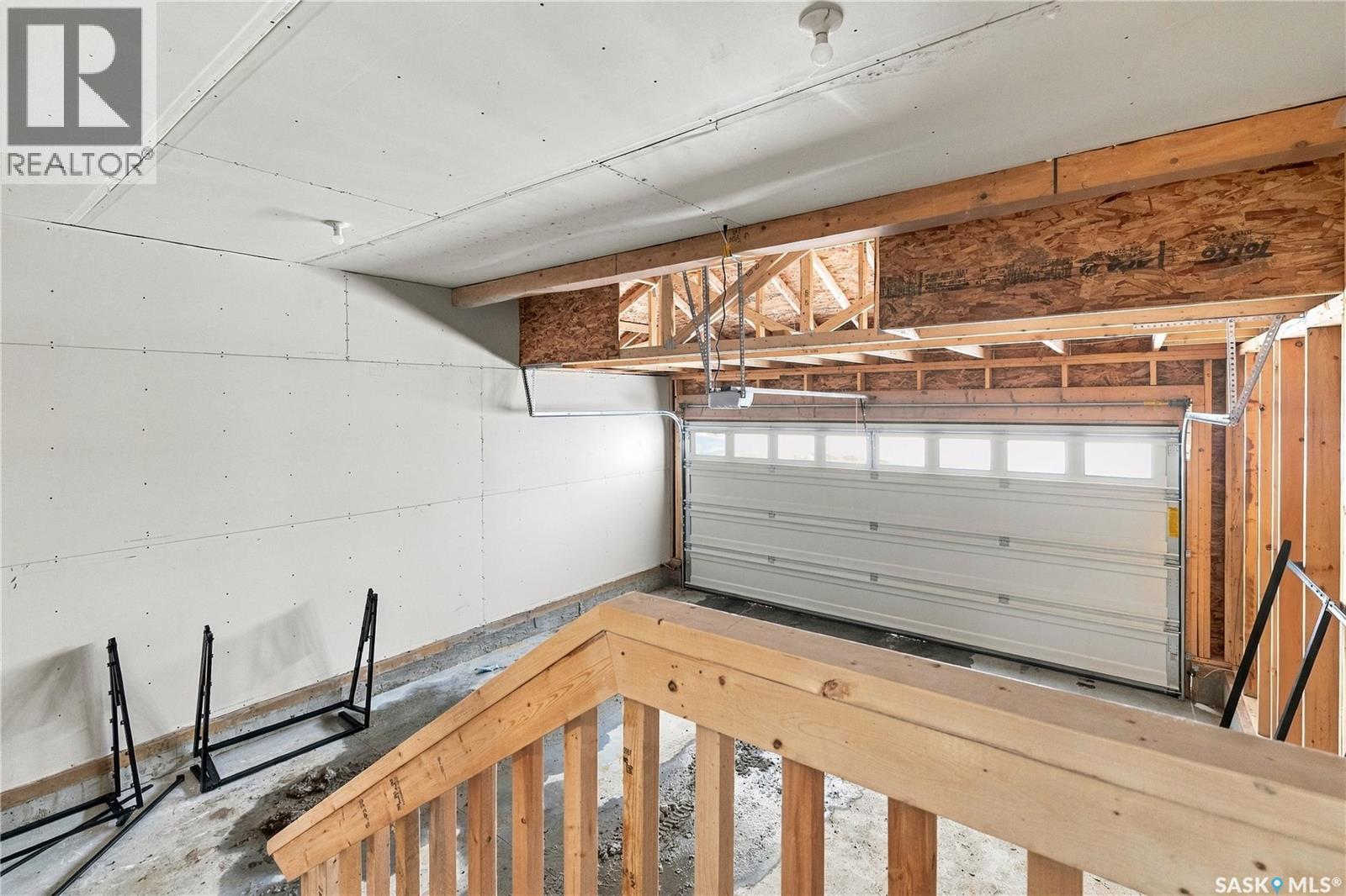 3060 Dumont WAY, Regina — photo 2