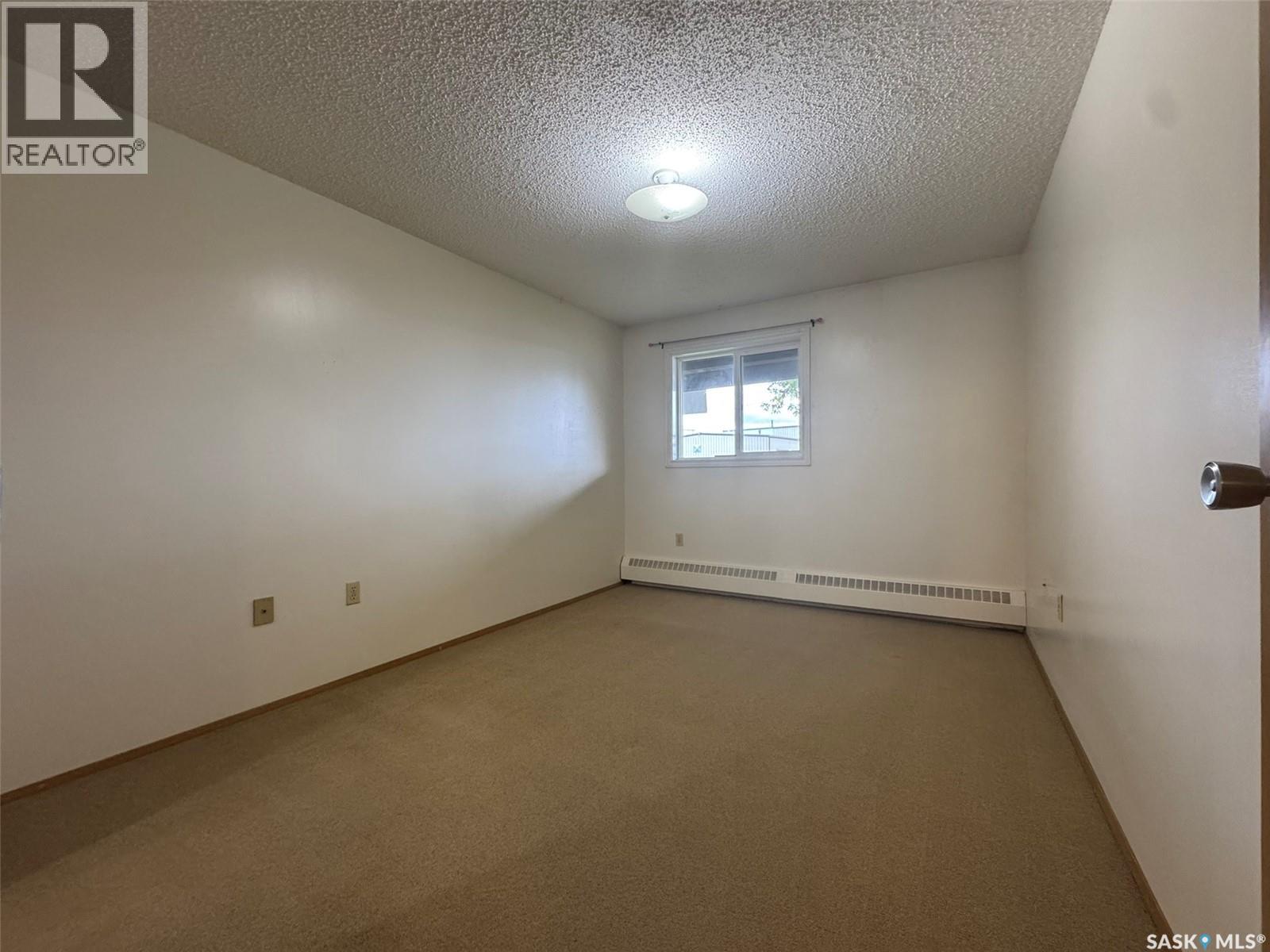 #415 67 Wood Lily DRIVE - 10
