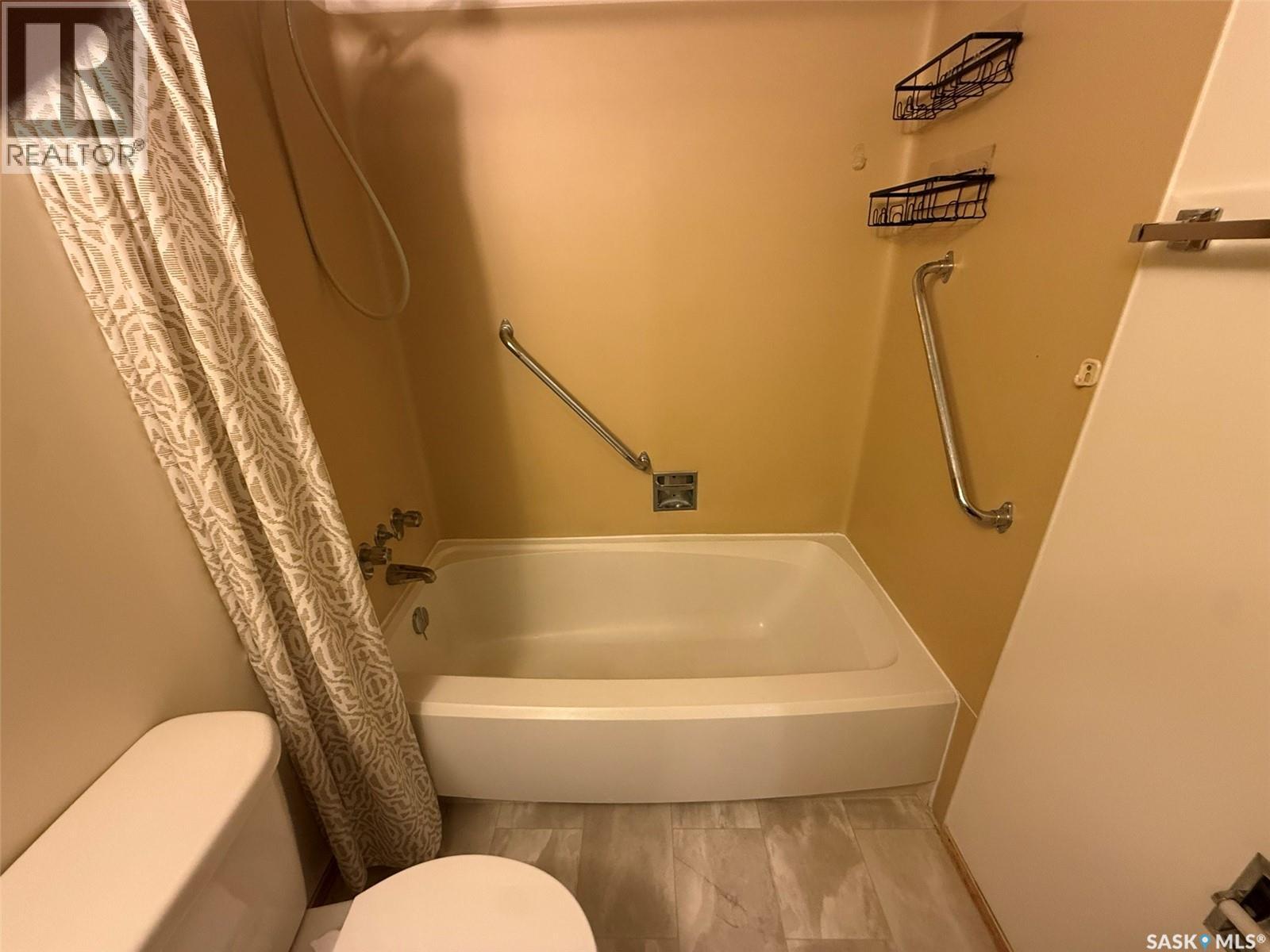 #415 67 Wood Lily DRIVE - 14