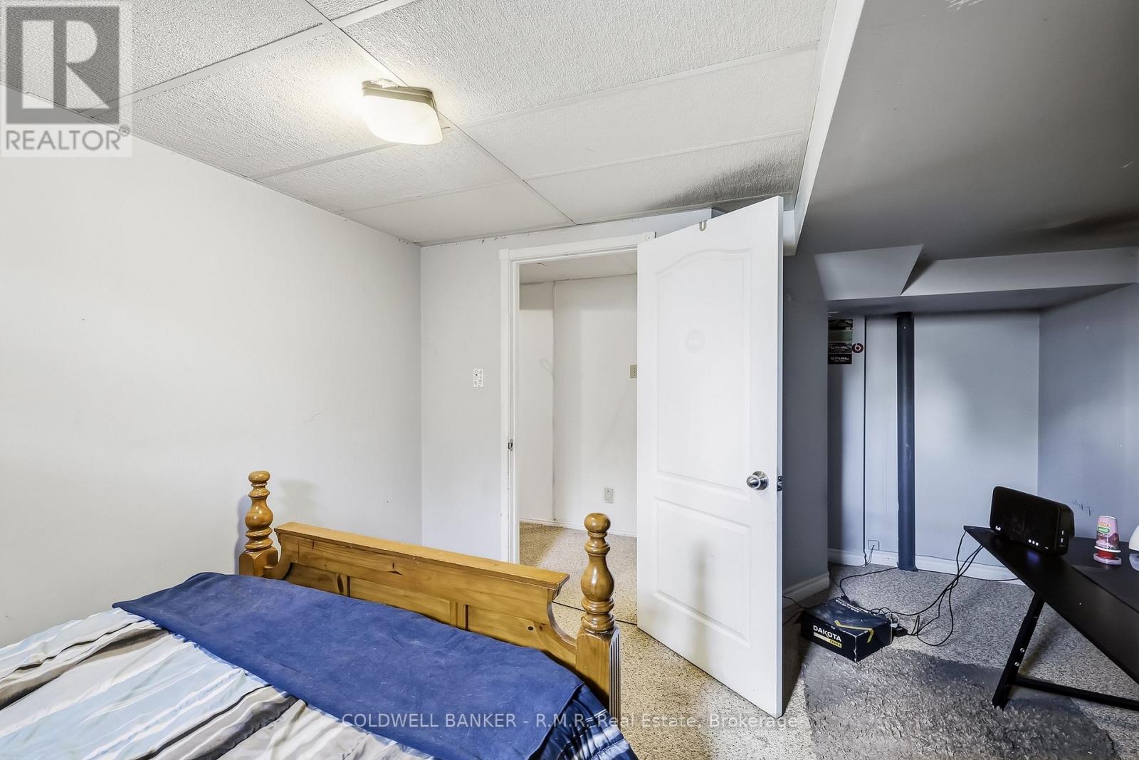 25 CEDAR COURT - 31