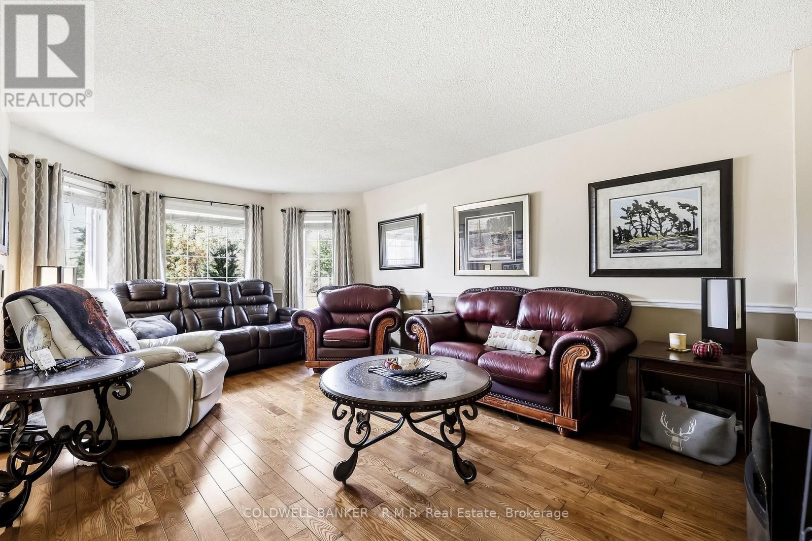 25 CEDAR COURT - Image 9