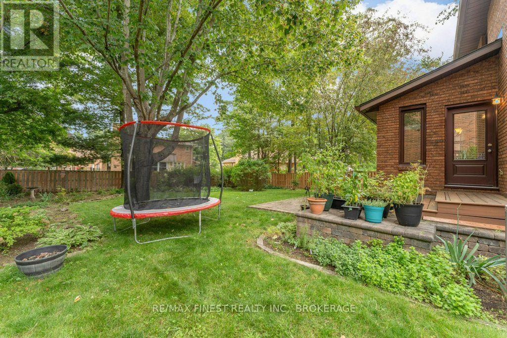 562 SYCAMORE STREET - 45