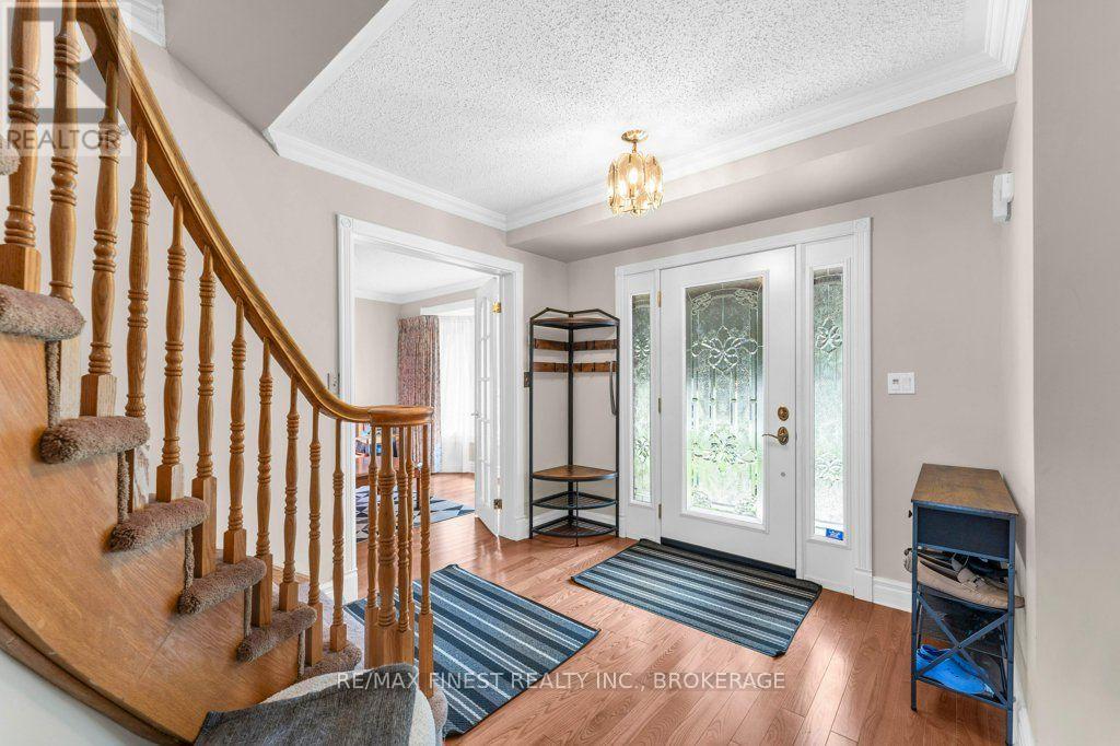 562 SYCAMORE STREET - Image 5