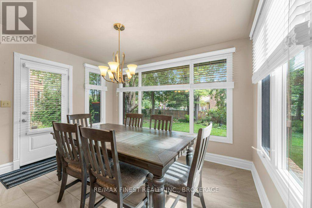 562 SYCAMORE STREET - 7