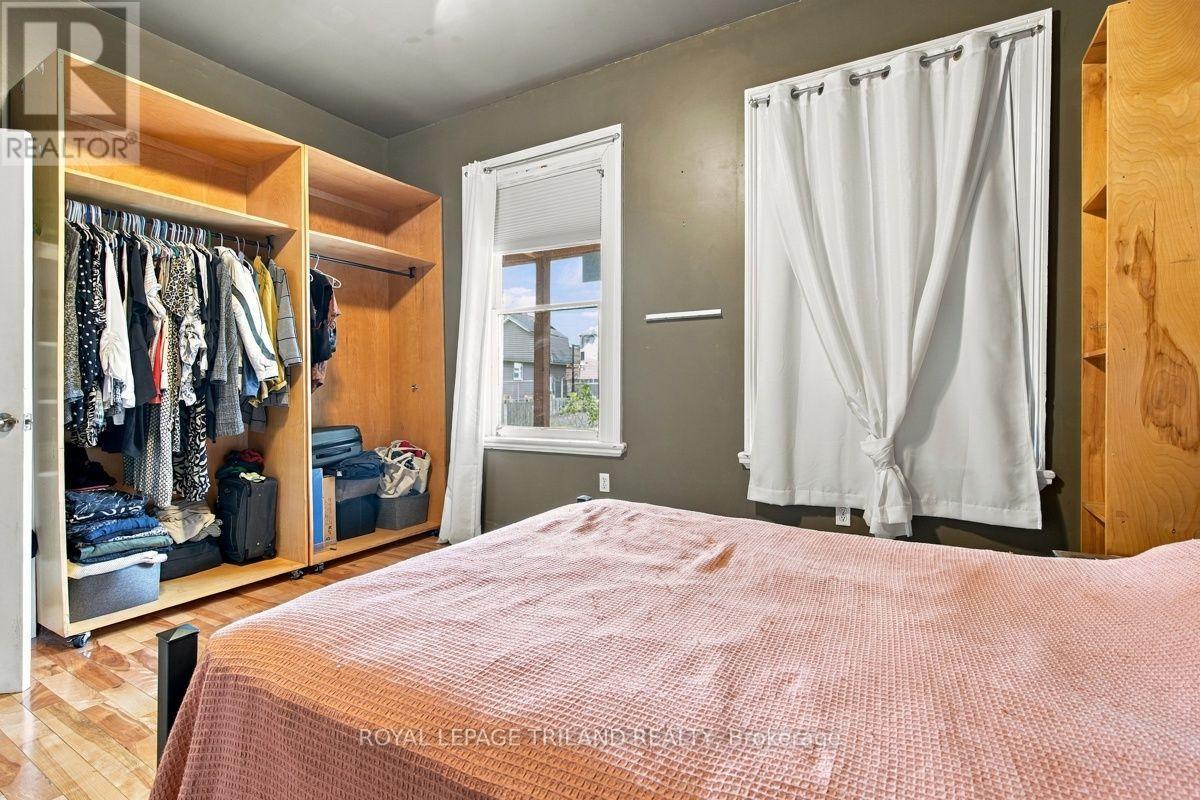 434 ENGLISH STREET - 15