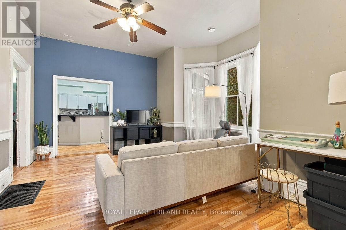 434 ENGLISH STREET - 7