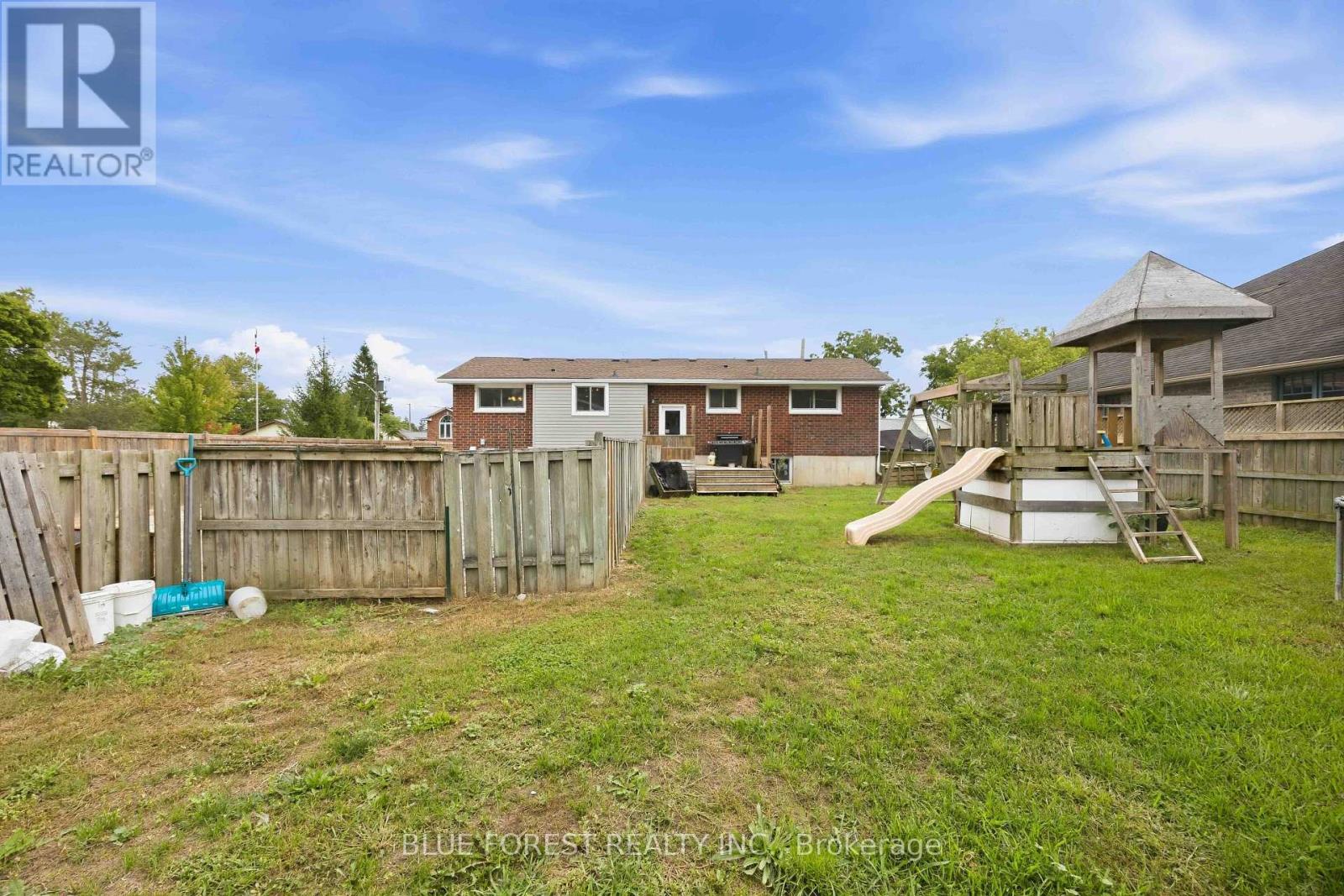 6 YORK STREET - Image 36