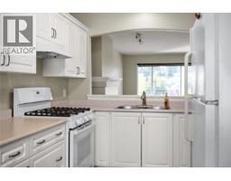 Kitchen - 4884 Fairbrook Cres, Nanaimo, BC V9T6I6 Photo 7