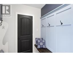 98 Sullivan Avenue thumbnail 16