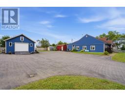 98 Sullivan Avenue thumbnail 2