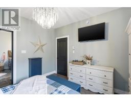98 Sullivan Avenue thumbnail 26