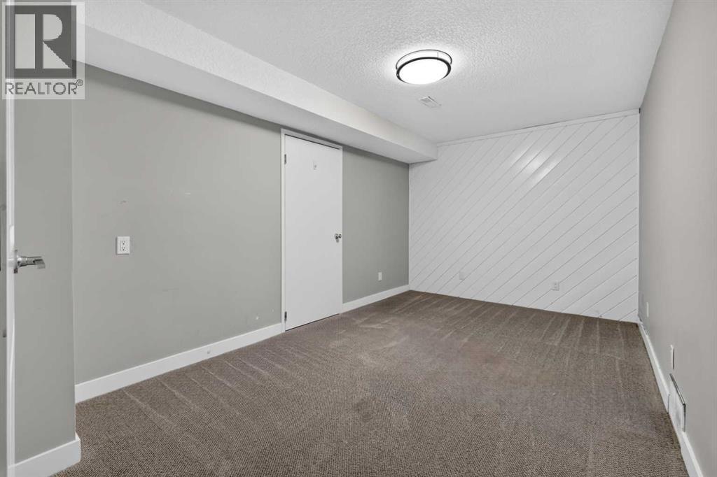 6415 Rundlehorn Drive NE - photo 32