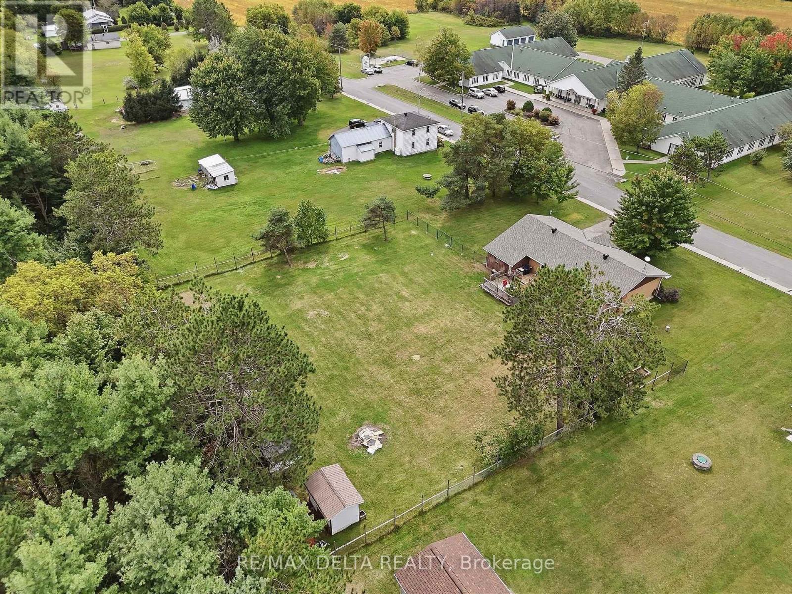 836 CARTIER STREET - Image 35