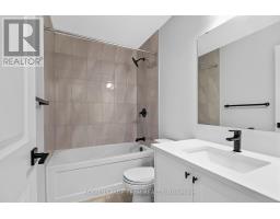 802 Parnian Private, Ottawa, ON K2J7K6 Photo 28