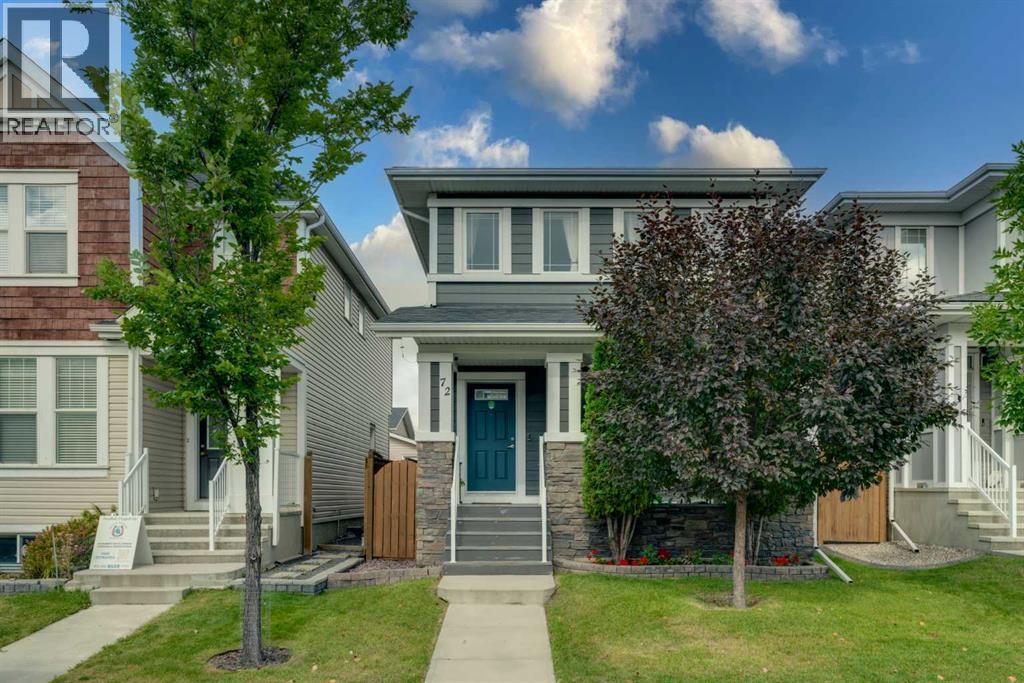 Property for sale at 72 Redstone Common NE