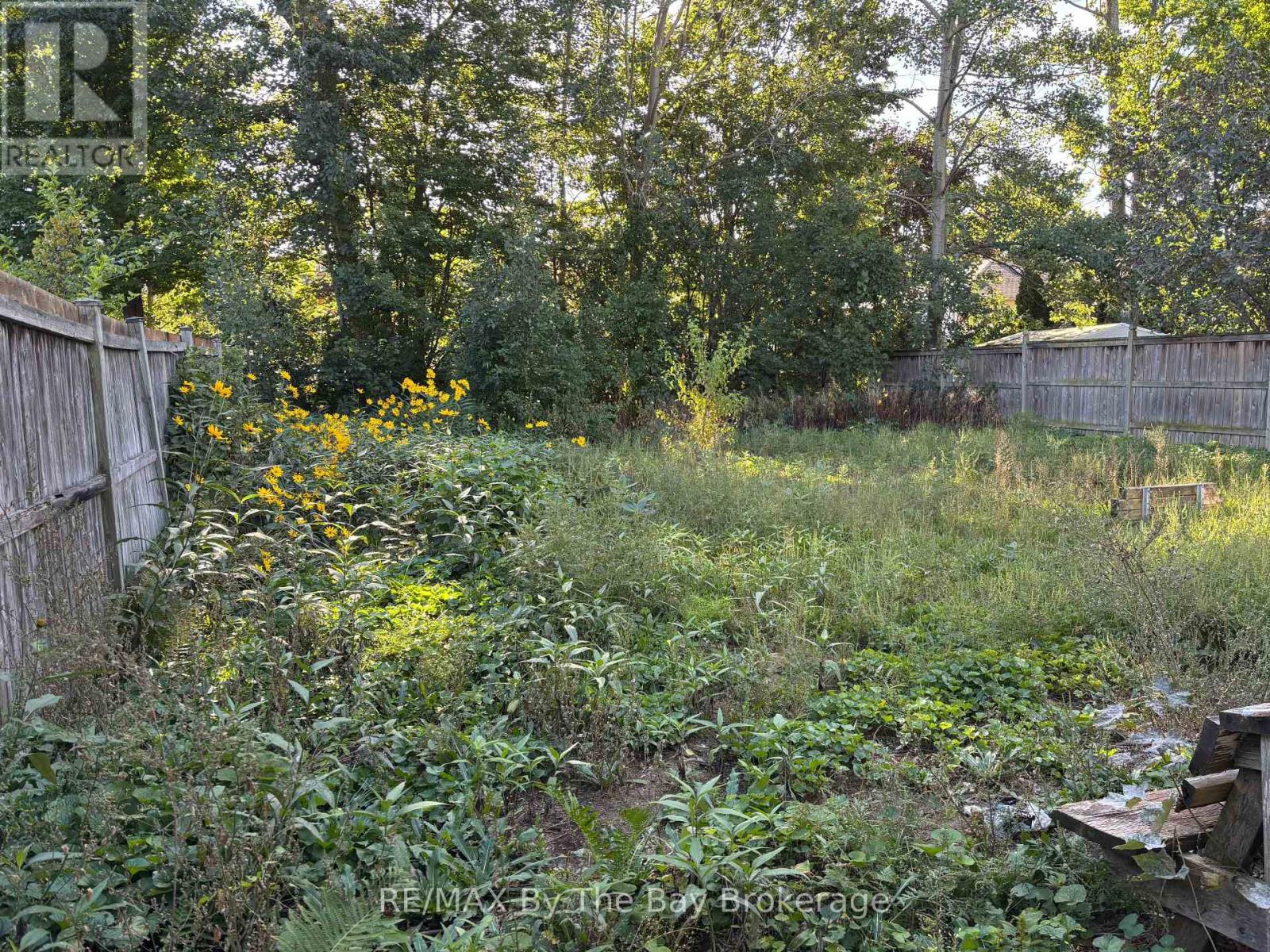 184 DYER DRIVE - 13
