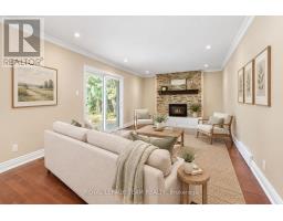 19 Amberwood Crescent, Ottawa, ON K2E7B7 Photo 14