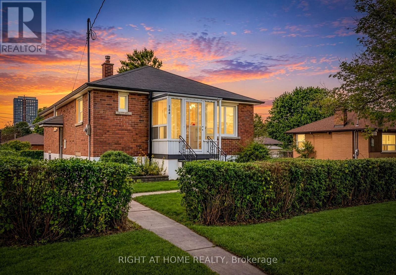 Photo of 544 Brimley Road