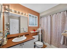 Bathroom - 23 Eldad Drive, Clarington, ON L1C5L1 Photo 13