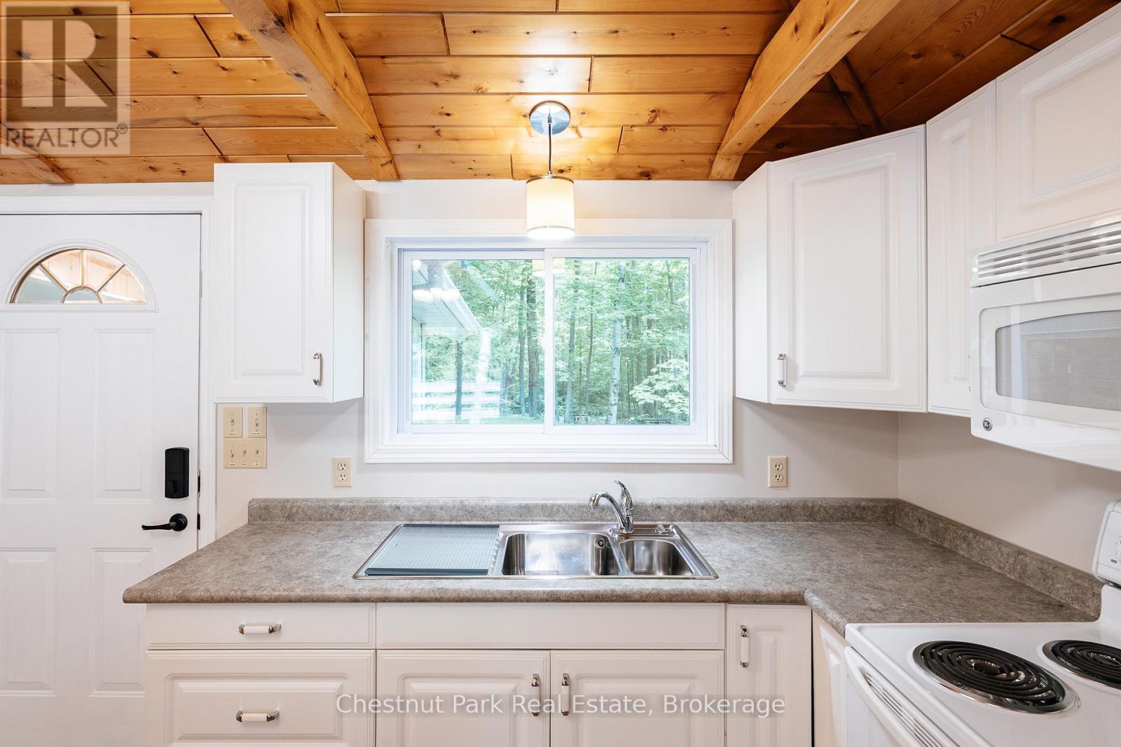 295 TAMMYS COVE ROAD - Image 8
