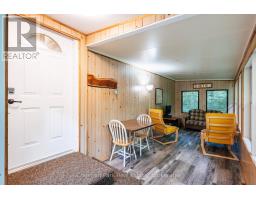 Living room - 295 Tammys Cove Road, Northern Bruce Peninsula, ON N0H1W0 Photo 6