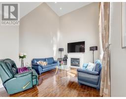 35 Sanderson Road, Markham, ON L6C2V4 Photo 7