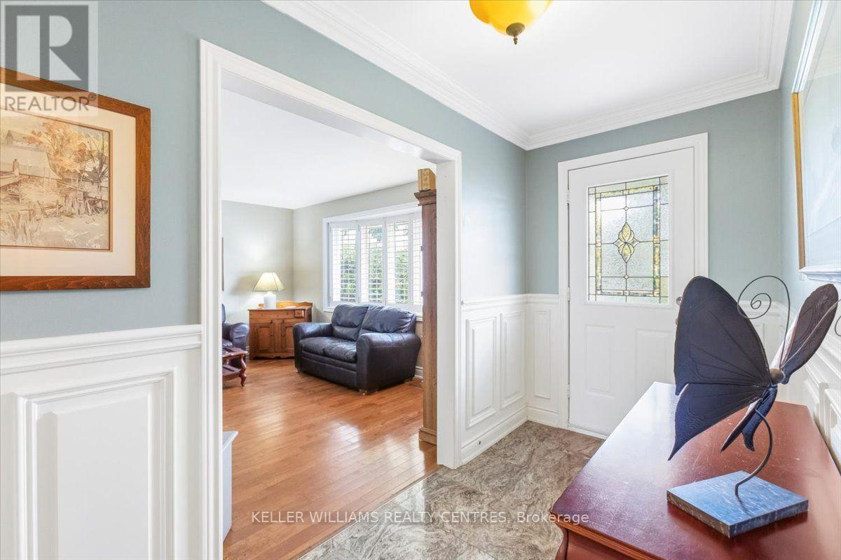 228 KATHRYN CRESCENT - 5