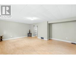 228 Kathryn Crescent, Newmarket, ON L3Y1M1 Photo 18