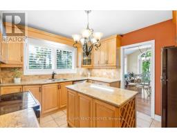 228 Kathryn Crescent, Newmarket, ON L3Y1M1 Photo 9