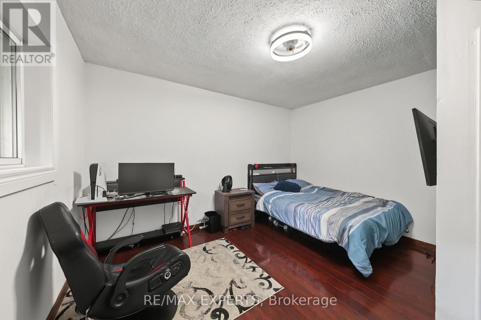 1805 SAINT JOHN'S ROAD - 19
