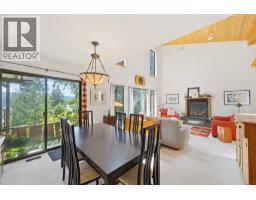 5481 Indian River Drive, North Vancouver, BC V7G2T7 Photo 11