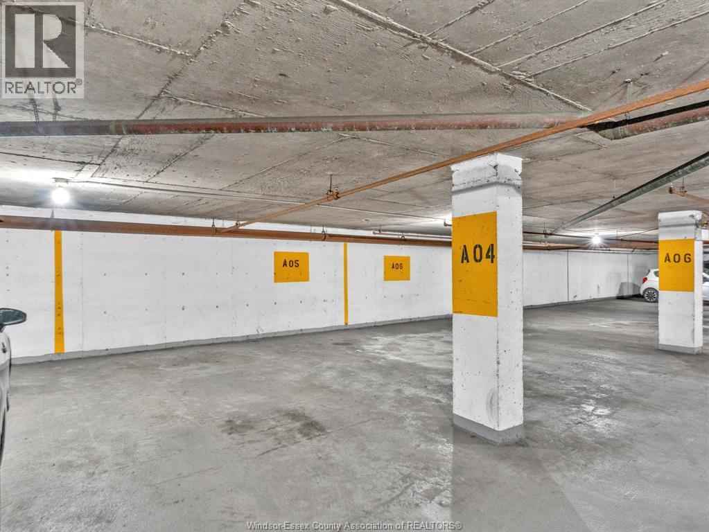 #1104 111 RIVERSIDE DRIVE East - 38