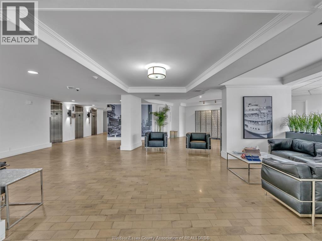 #1104 111 RIVERSIDE DRIVE East - Image 35