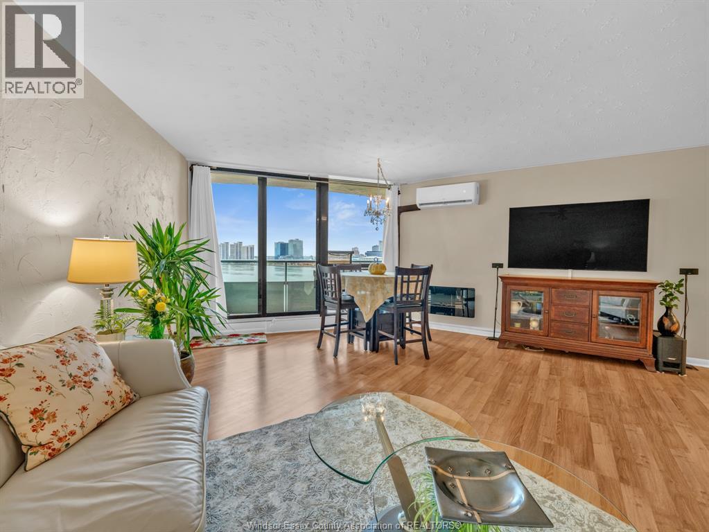 #1104 111 RIVERSIDE DRIVE East - Image 14